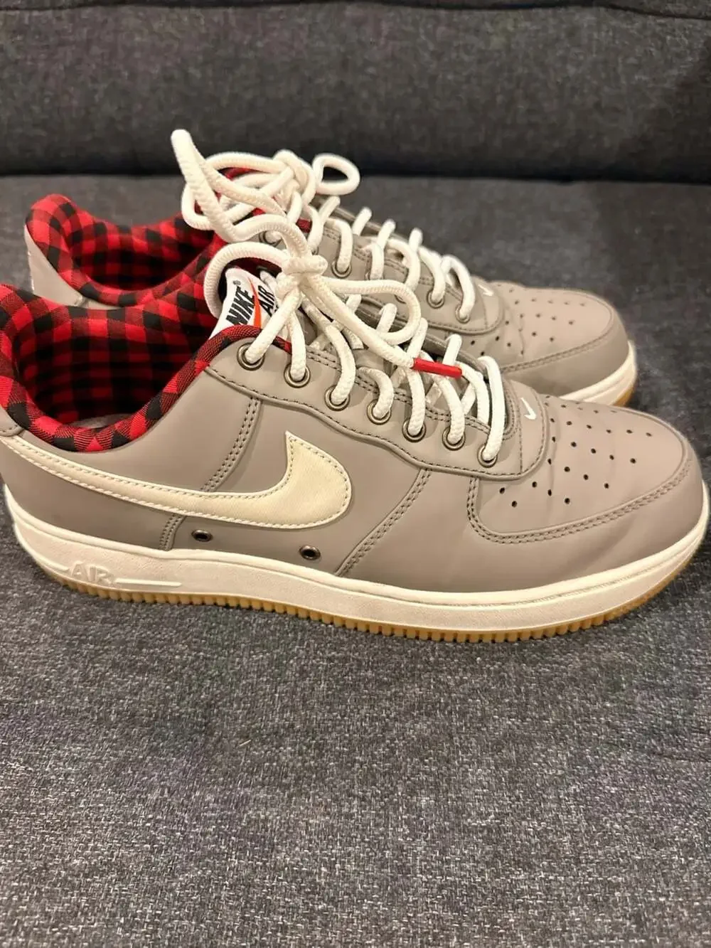 Nike Air Force 1 '07 LV8 'Light Taupe' with Plaid Interior